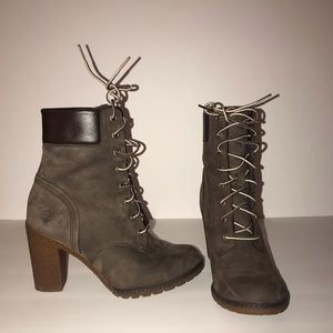 Timberland Heel Boots (size 6.5)